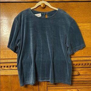 Graver Studio Y2K Blue Velour Short Sleeve Keyhole Back‎ Top Boxy Velvet Shirt